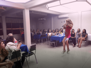 Show Amarilis travesti