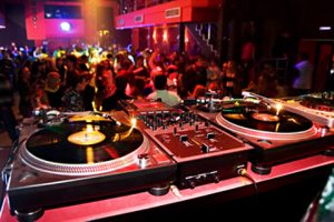 Sistema de Sonido y DJ