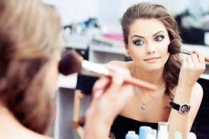 Taller de codificación y maquillaje